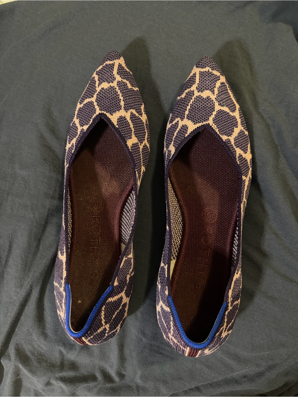 Rothy’s The Point - Violet Giraffe size 9.5